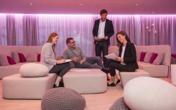 Bar at Club Med Val Thorens Sensations Bar at Club Med Val Thorens Sensations