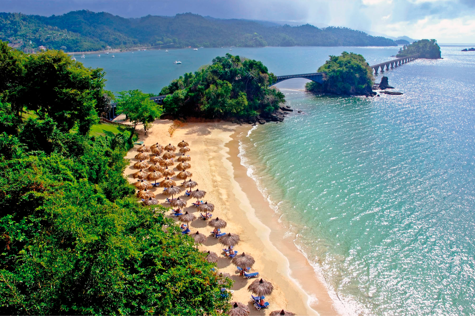 Une plage au Eurostars Grand Cayacoa Samana avec Voyages Aqua Terra