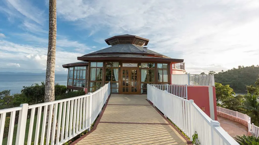 Un gazebo au Eurostars Grand Cayacoa Samana avec Voyages Aqua Terra