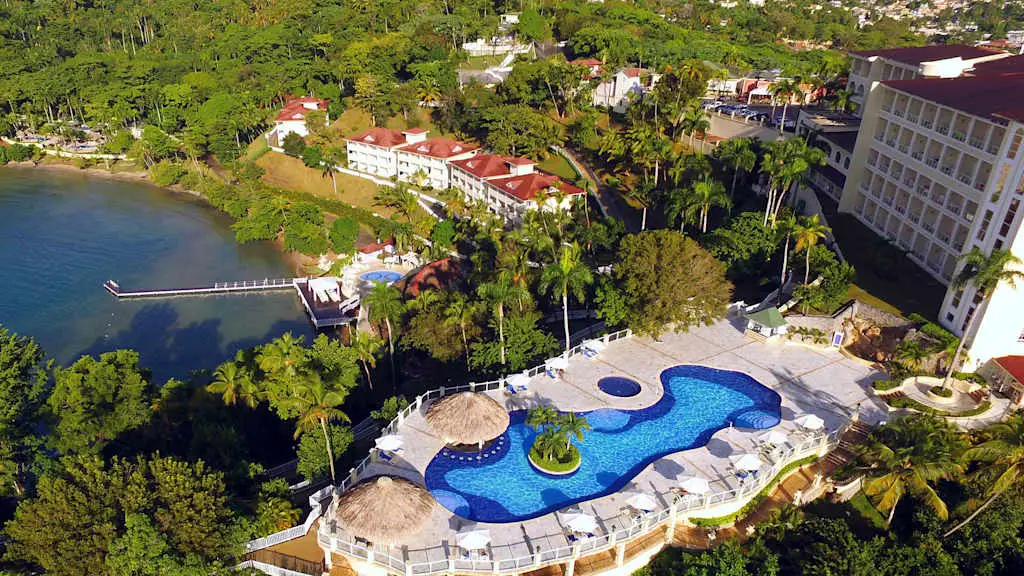 A view from high up of the pool at Eurostars Grand Cayacoa Samana with Voyages Aqua Terra