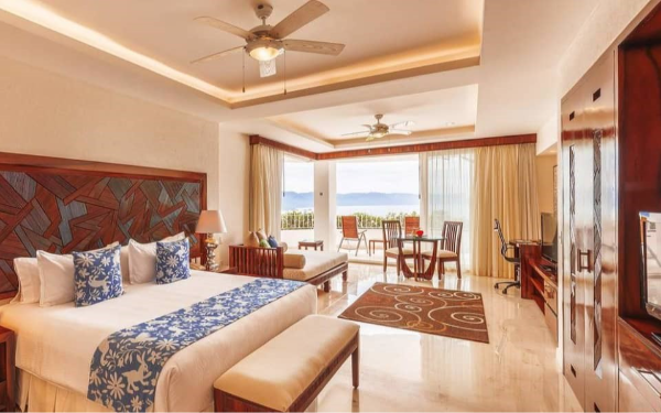 Grand Suite at Grand Miramar All Luxury Suites & Residence