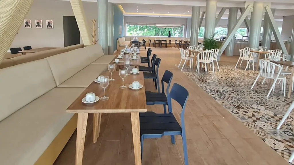 Dining room at Grand Sirenis San Andres Colombie with Voyages Aqua Terra