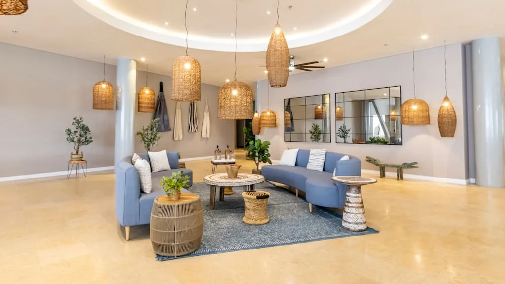 A living room at Grand Sirenis San Andres Colombie with Voyages Aqua Terra