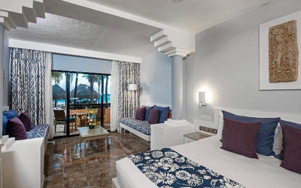 Junior Suite Ocean Front