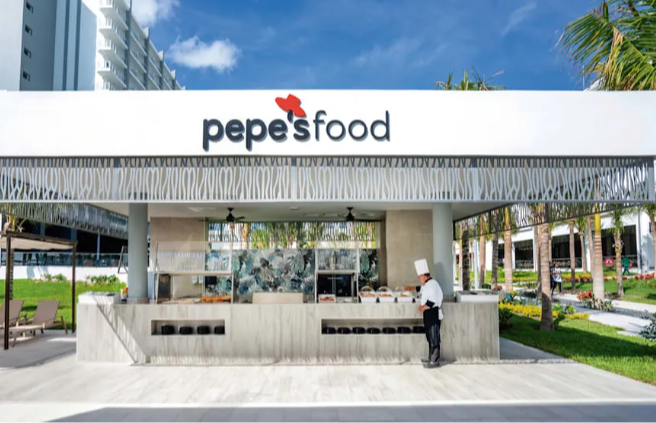Riu Palace Kukulkan Cancun Hotel Zone Mexico Boulevard Kukulkan outdoor snack restaurant Pepe