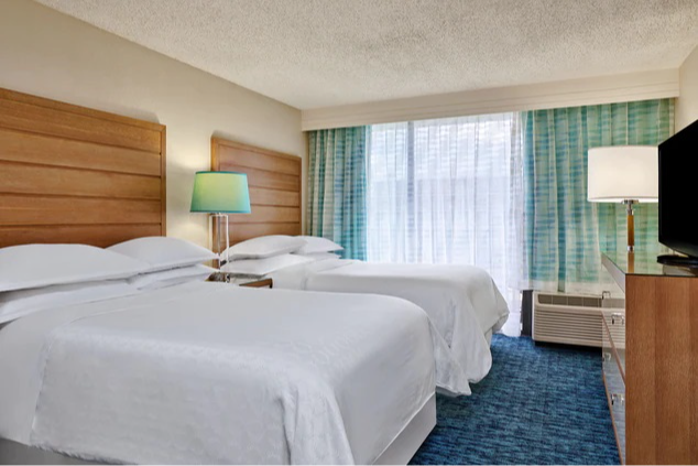 Chambre Queen au Sheraton Lake Buena Vista Resort